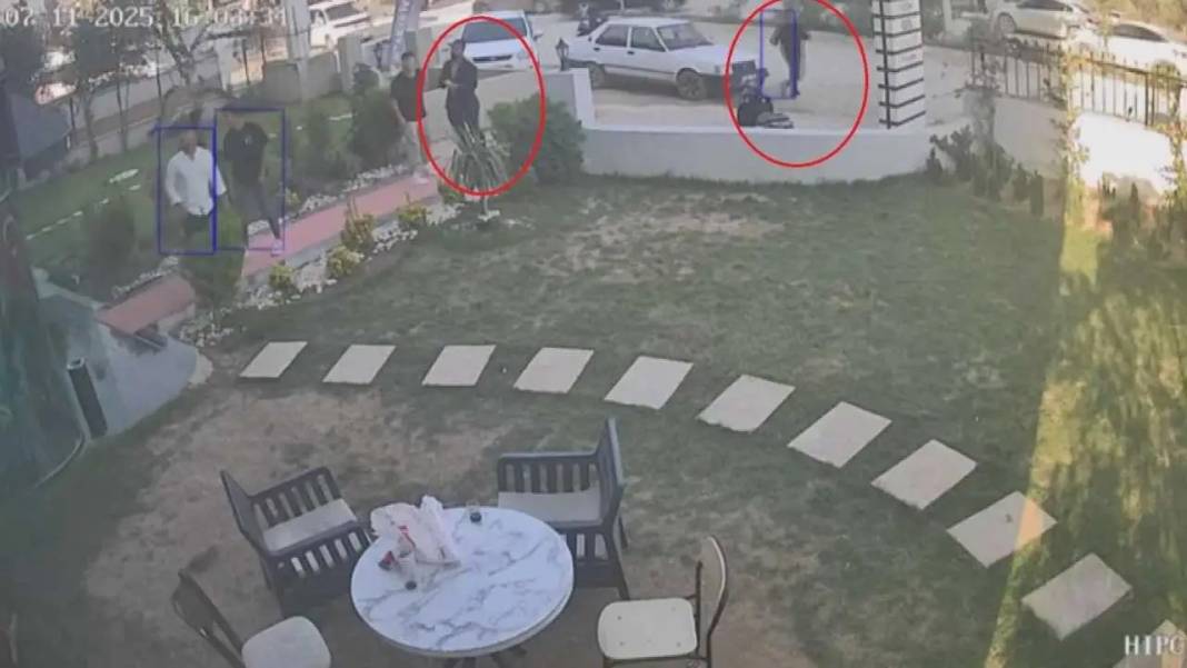 Hatay’da Depreme Döner Yerken Yakalanan Esnaf Sosyal Medyayı Salladı! 2